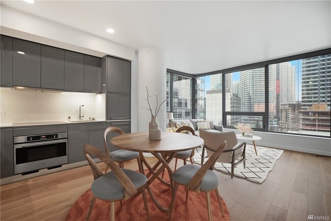 Building Photo - 1808 Minor Ave