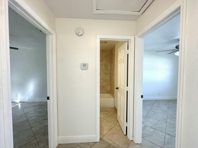 Building Photo - 3434 State St