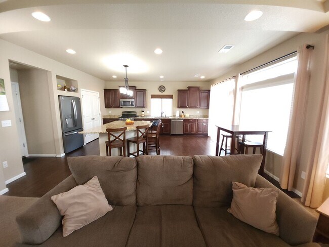 Building Photo - 8392 Longleaf Ln