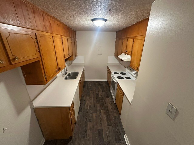 Building Photo - 201 Seminole Trail