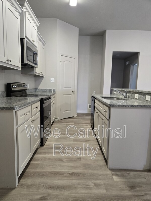 Building Photo - 17815 Private Rd 2160