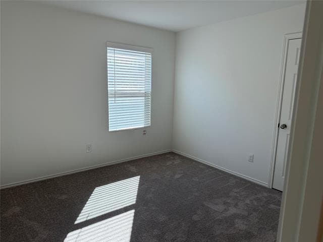 Building Photo - 16044 Isles Dr