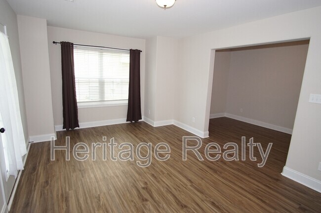 Building Photo - 1033 Ruscello Dr