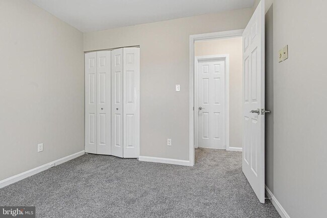 Building Photo - 3365 Cheverly Ct