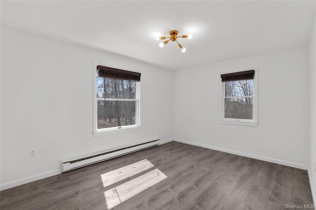 Building Photo - 10 Vernon Dr