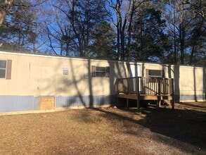 Building Photo - Newly remodeled home is located in Lancaster, SC 29720.