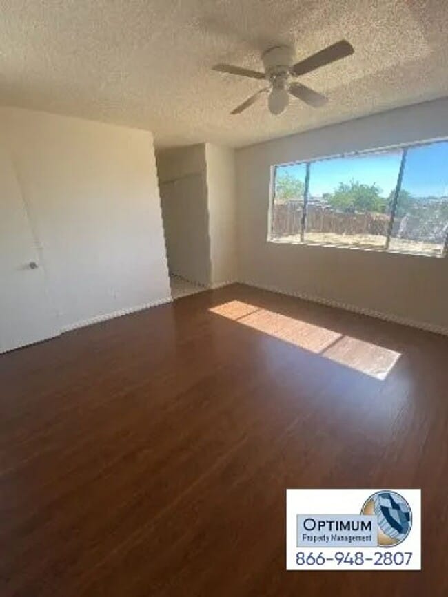 Building Photo - Charming 3-Bedroom Home with Large Backyard & Fenced Front Yard