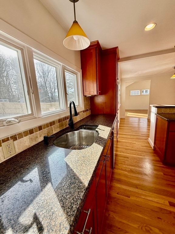 Building Photo - 10 Snake Brook Rd