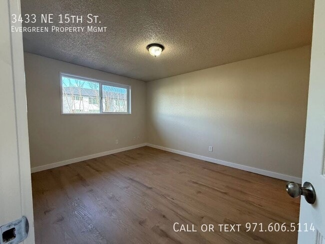 Building Photo - 3433 NE 15th St
