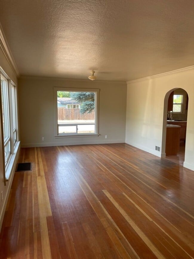 Building Photo - Westside gem! Located next to The Lot!