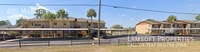 Building Photo - 605 Manor Cir