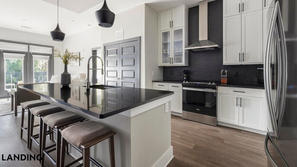 Building Photo - 2550 Blackmon Dr