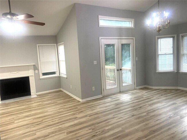 Building Photo - 8055 S Bay Ct