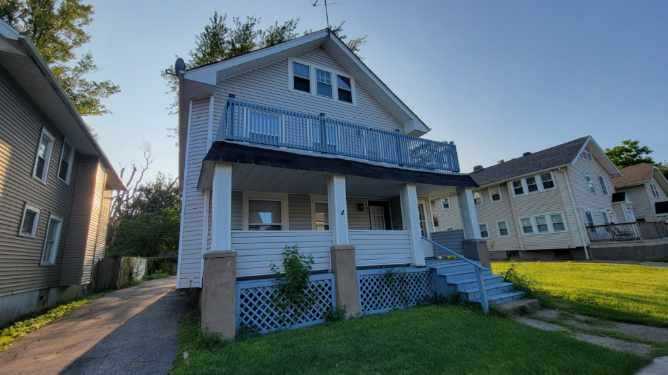 Building Photo - 1276 W 89th St