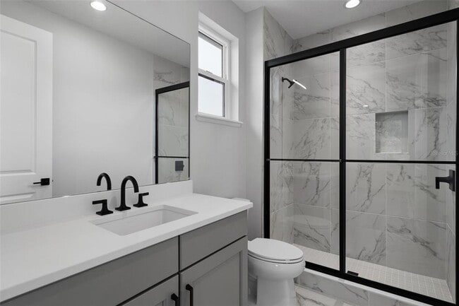 Building Photo - 16708 Bolsena Dr