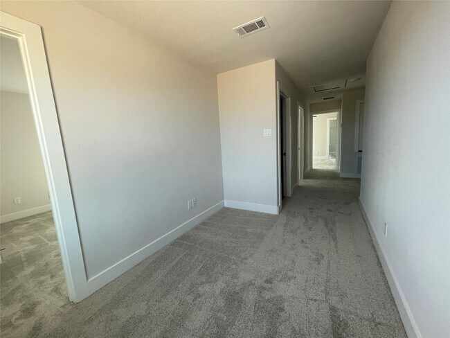 Building Photo - 20523 Prairie Cypress Dr