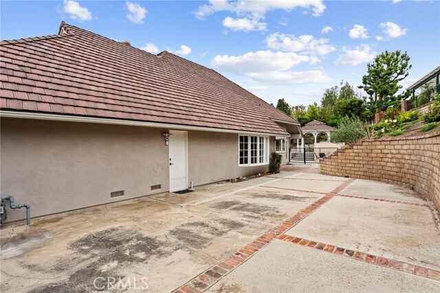 Building Photo - 19021 Canyon Dr