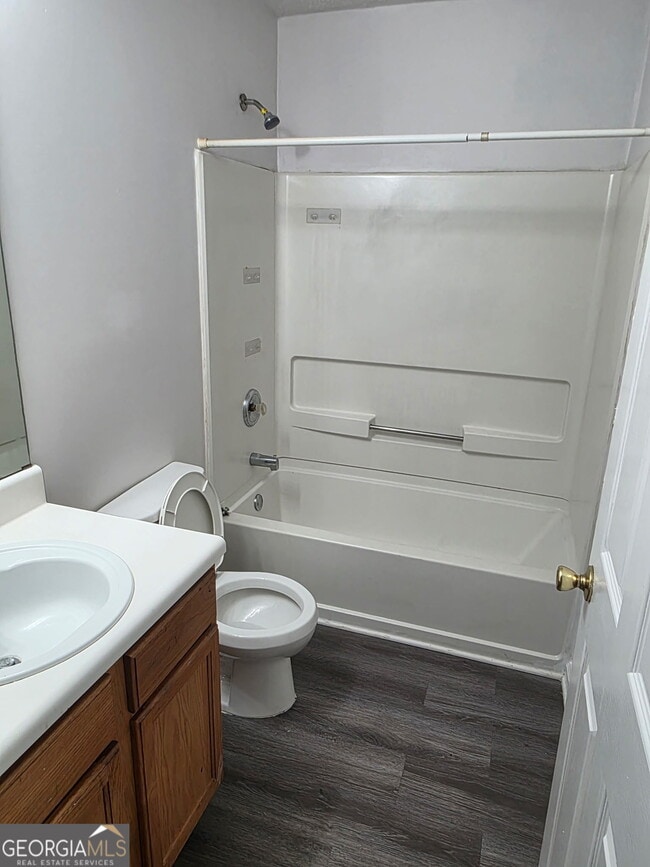 Building Photo - 1364 Hollenbeck Ln