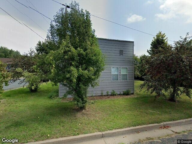 Building Photo - 200 N Vine St