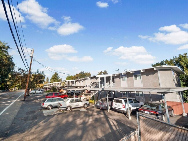 Building Photo - RENOVATED 2BD/1BA MILLWOOD APARTMENT | A/C | COVERED PARKING | PET FRIENDLY | AVAIL UPON REQUEST