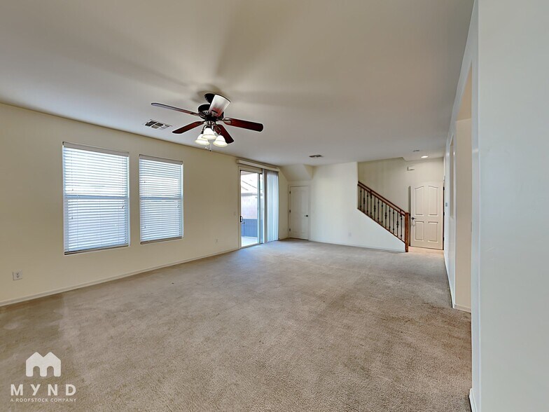 Building Photo - 7056 S GREENEYES Ln