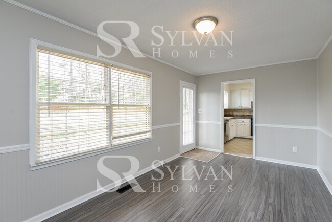 Building Photo - Coming HOME never felt so good!