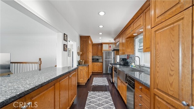 Building Photo - 12032 S Circle Dr