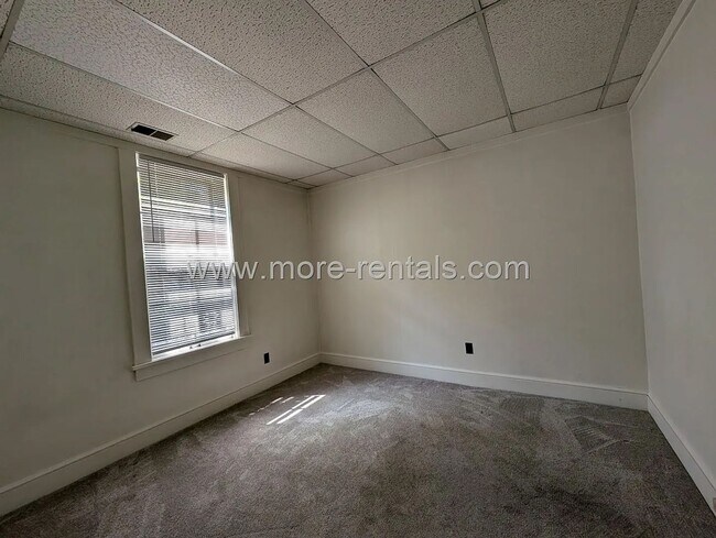 Building Photo - 51 Stewart Ave