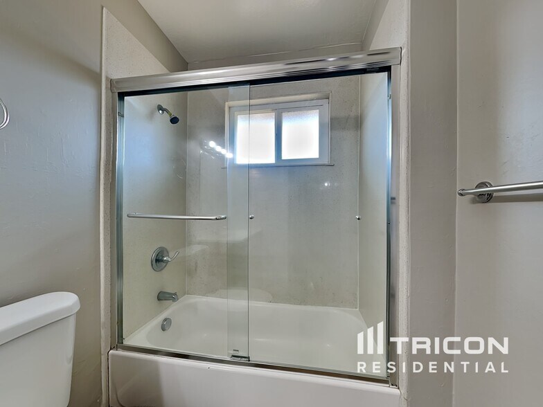 Building Photo - 10072 Zodiac Ct