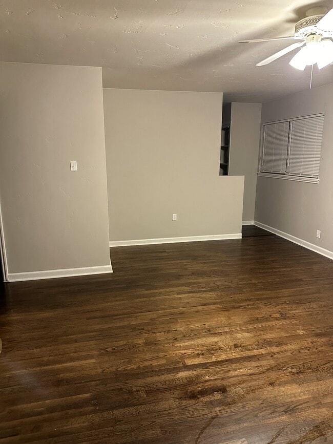 Building Photo - 2025 Emporia St