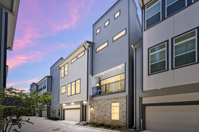 Primary Photo - 5815 Fairdale Ln