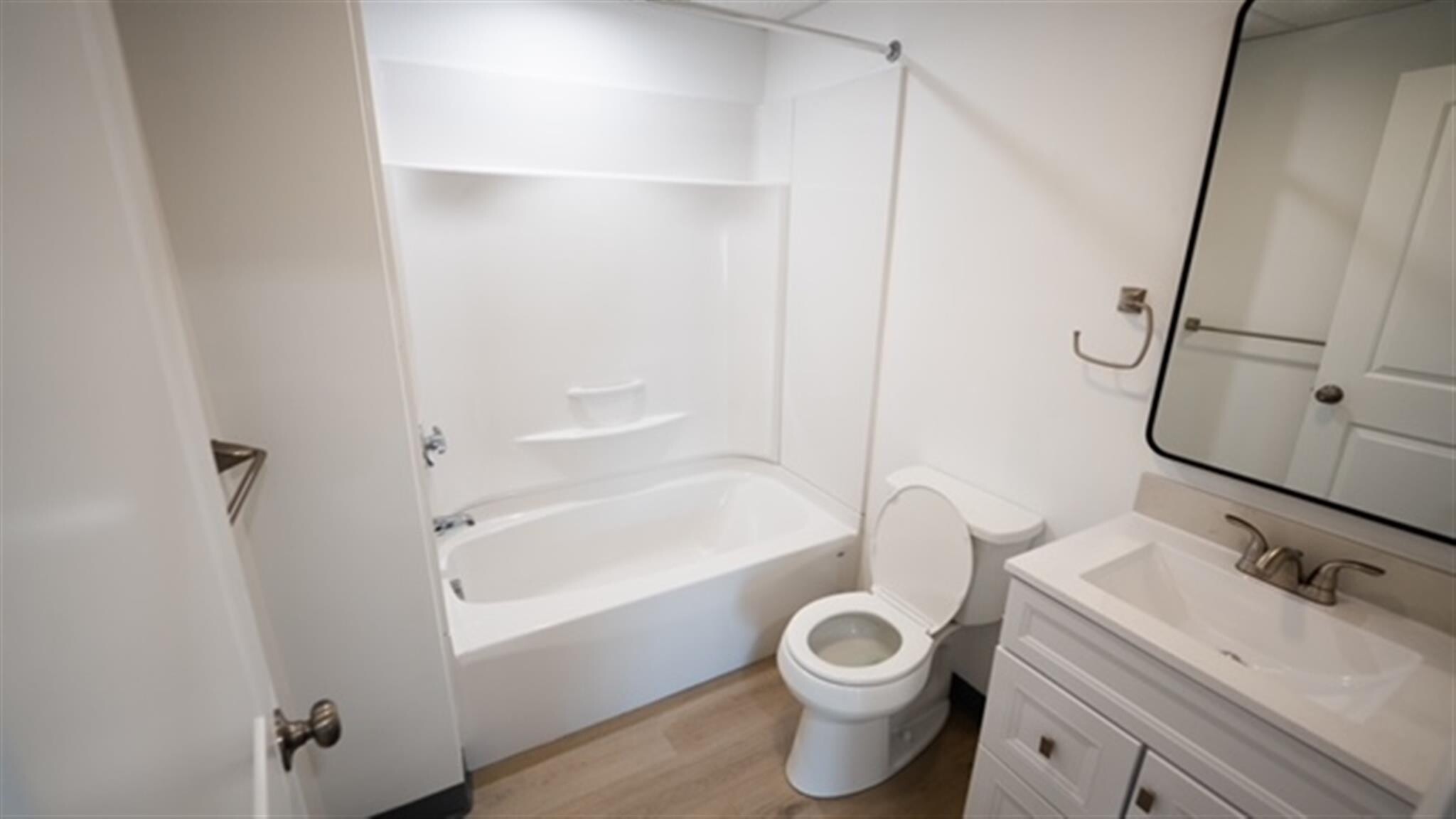 Building Photo - 303 Boston Ave