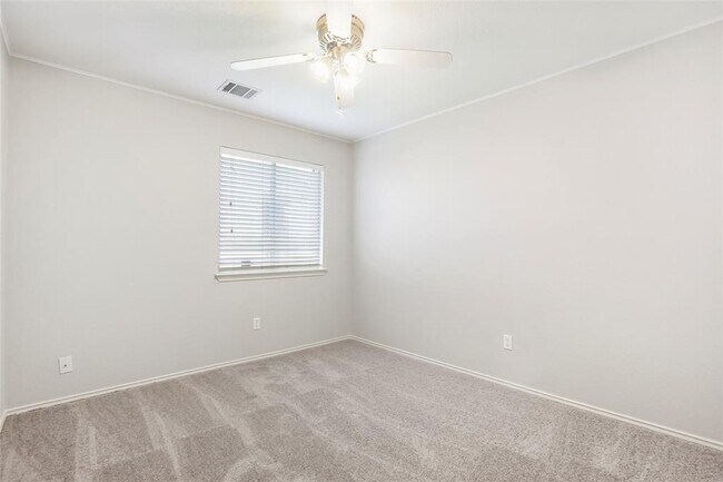 Building Photo - 15204 Drusilla's Dr