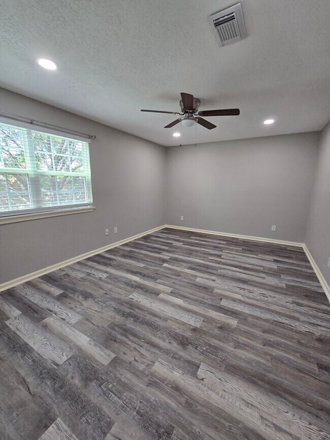 Building Photo - 205 Winter Park
