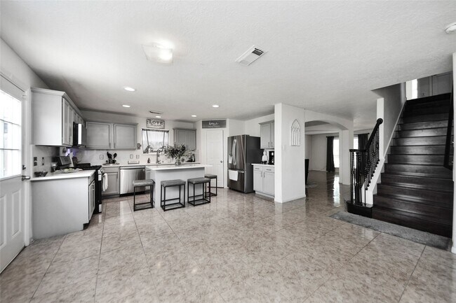 Building Photo - 9107 S Ferndale Pl Dr