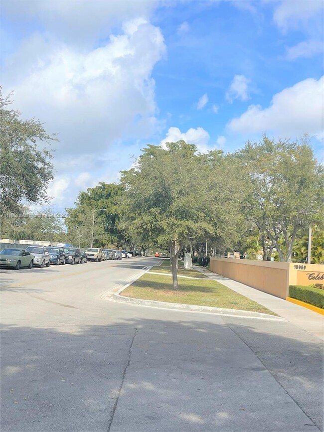 Building Photo - 15969 NW 64th Ave