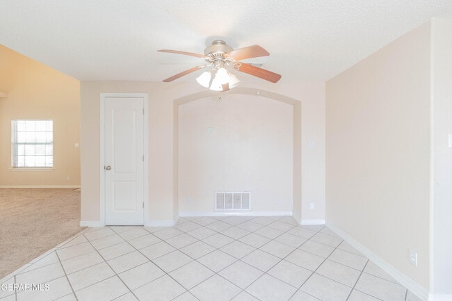 Building Photo - 3016 Tierra Cuervo Dr