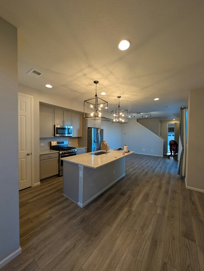 Building Photo - 23613 E 5th Dr