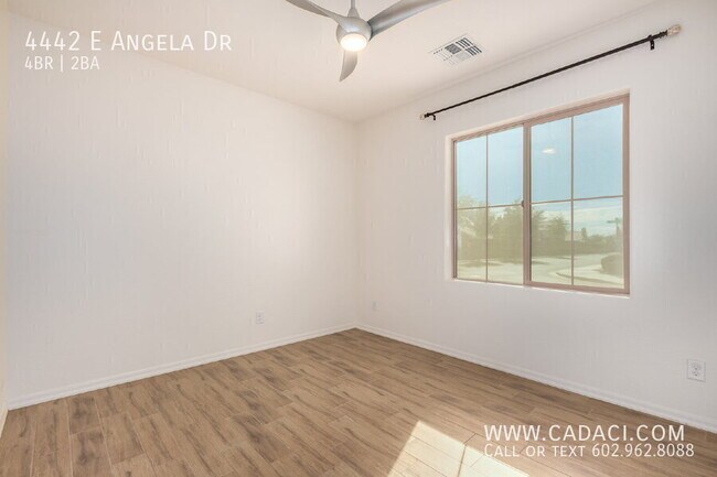 Building Photo - 4442 E Angela Dr