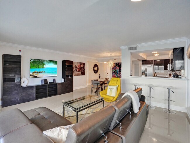 Building Photo - 3430 Galt Ocean Dr