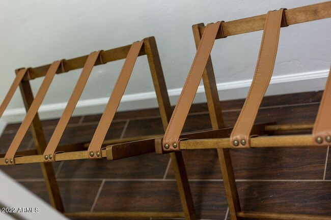 Building Photo - 1148 E Glenn Dr