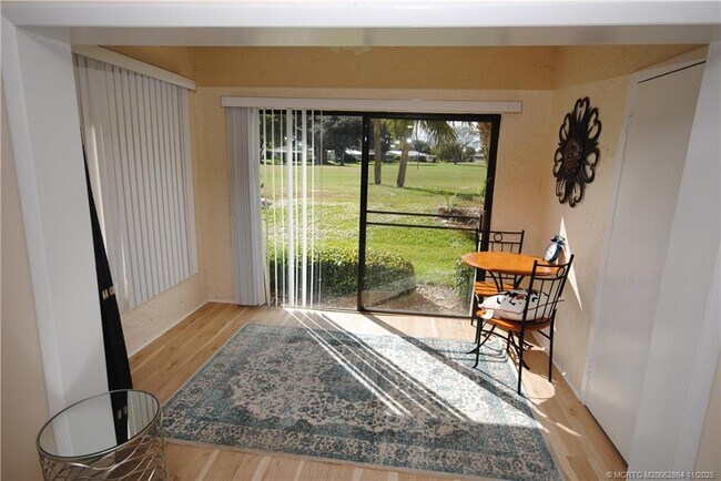 Building Photo - 5333 SE Miles Grant Rd