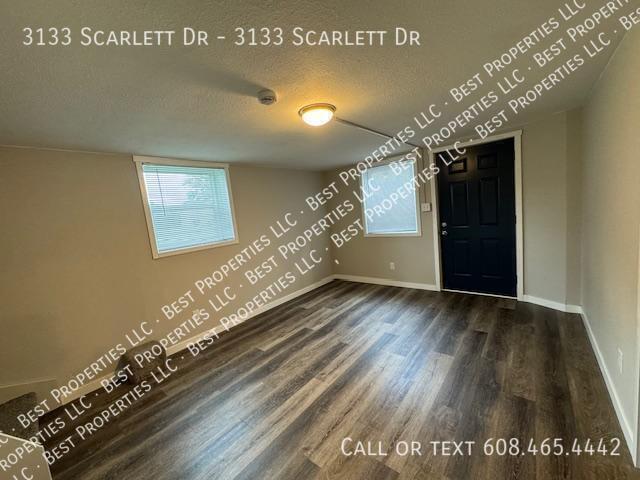 Building Photo - 3133 Scarlett Dr
