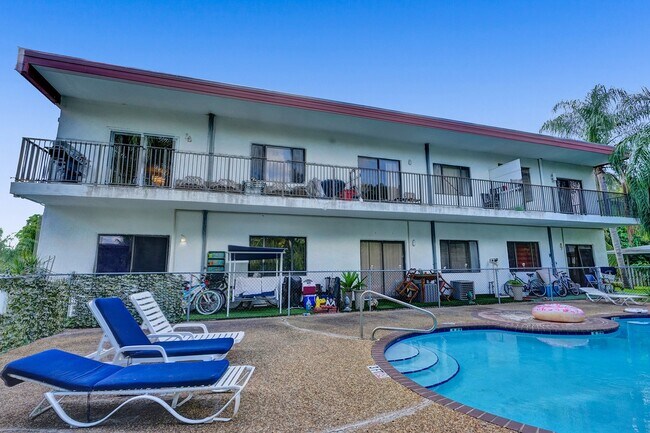 Building Photo - 2514 Taylor St