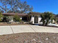 Building Photo - Spacious two bedroom two bath one car garage great location