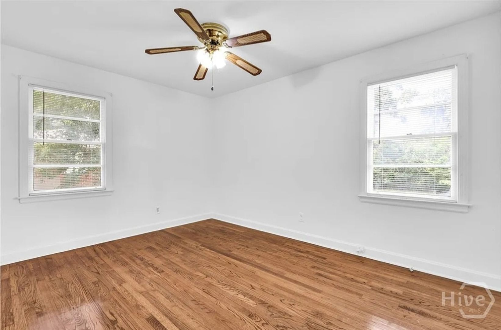 Building Photo - 7 Chippewa Dr