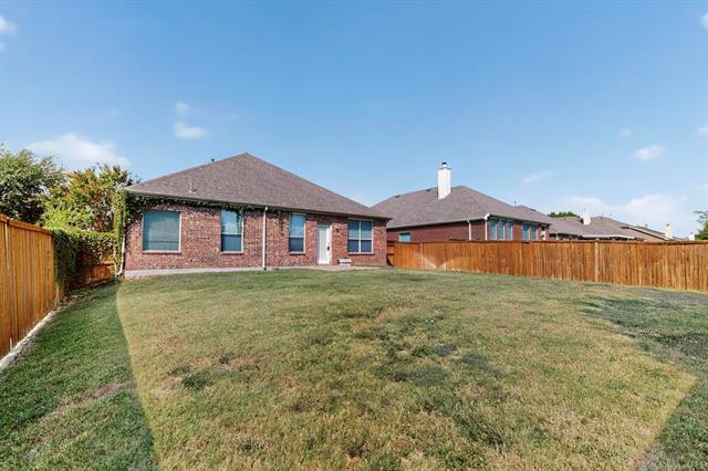 Building Photo - 7028 Alcala