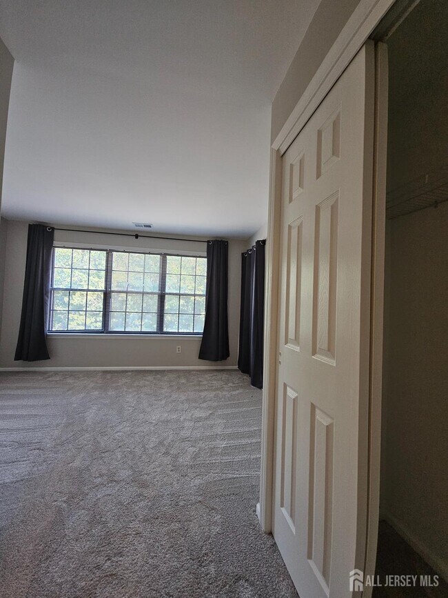 Building Photo - 2809 Ridgefield Ct