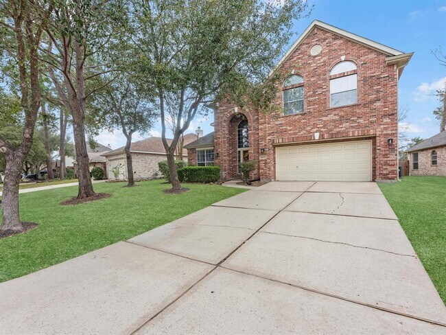 Building Photo - 25553 Oakhurst Forest Dr