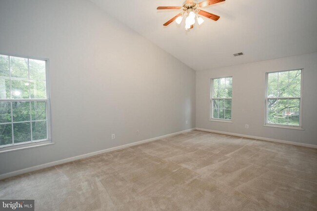 Building Photo - 13076 Dove Tree Ct